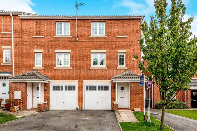 Main image of 3 bedroom End Terrace House for sale, Boulevard Rise, Leeds, West Yorkshire, LS10