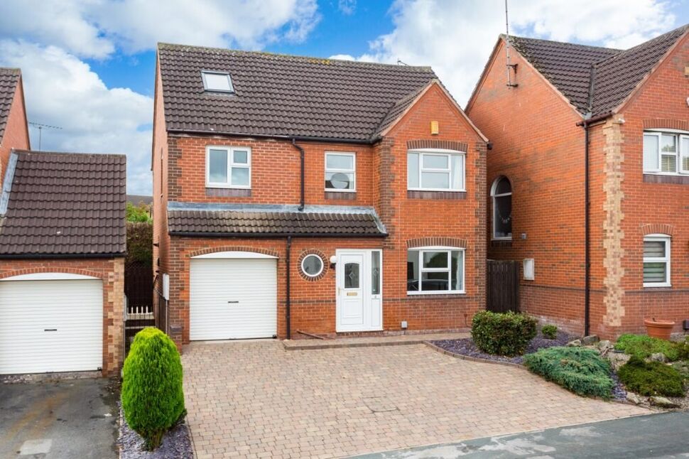 Main image of 4 bedroom Detached House for sale, Oulton Drive, Oulton, West Yorkshire, LS26