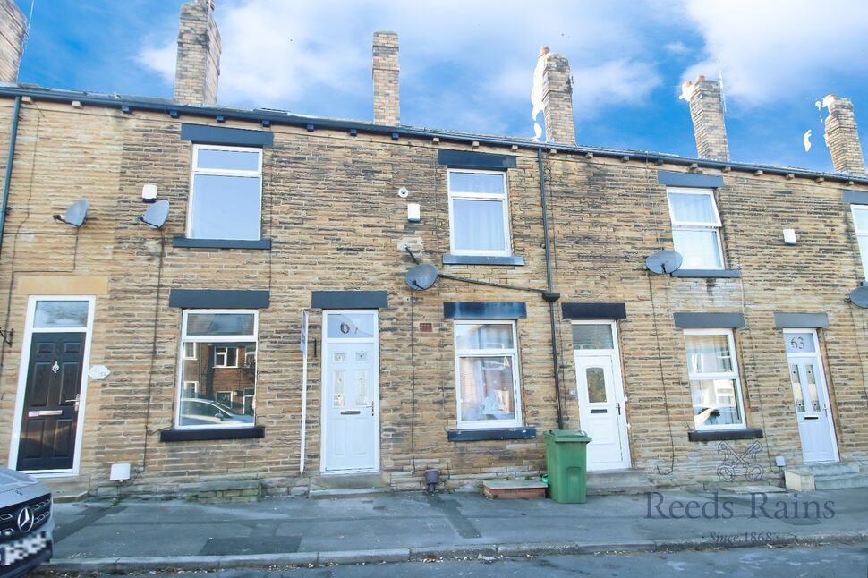 3 bedroom Mid Terrace House to rent