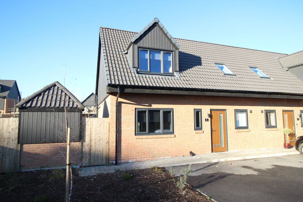 Main image of 3 bedroom Semi Detached House to rent, Pottery Place, Woodlesford, West Yorkshire, LS26