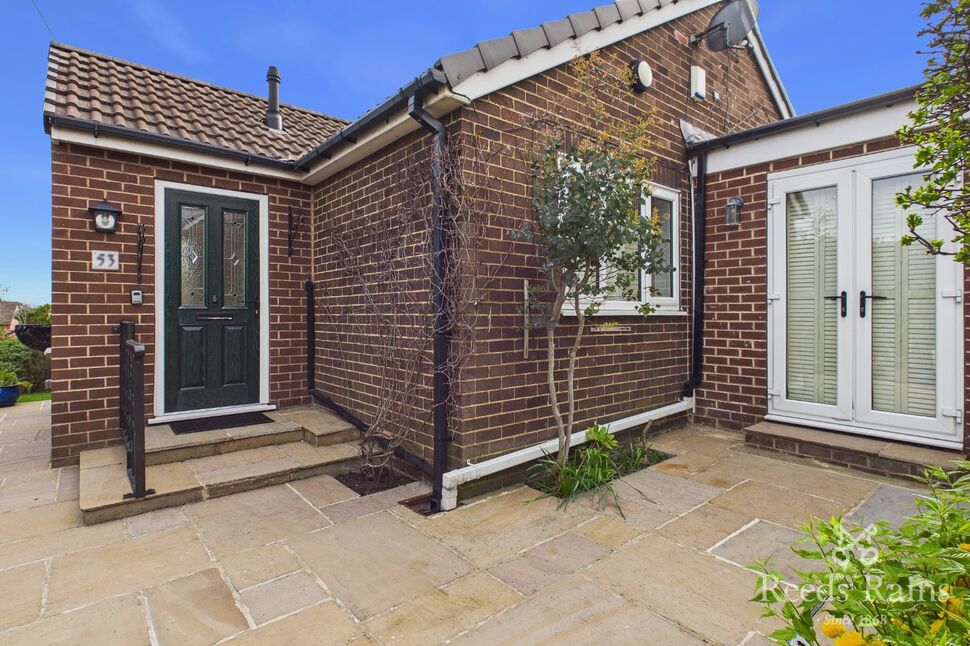 2 bedroom Detached House for sale