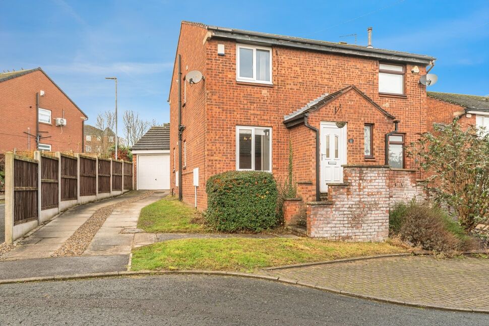 Main image of 2 bedroom Semi Detached House to rent, Ledbury Grove, Leeds, West Yorkshire, LS10