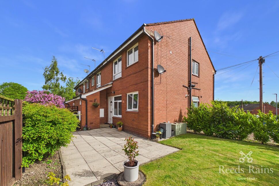 1 bedroom Flat for sale