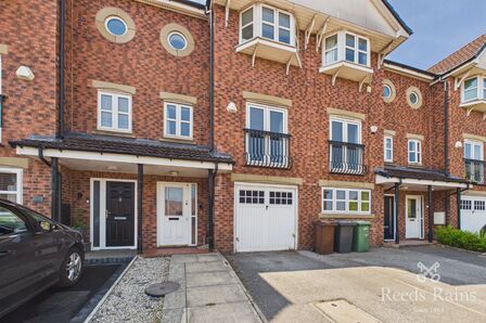 Mid Terrace House for sale