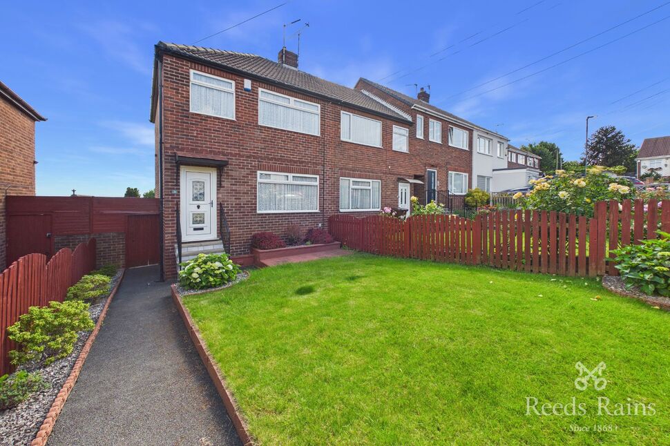 Main image of 3 bedroom Semi Detached House for sale, Orion Walk, Leeds, West Yorkshire, LS10
