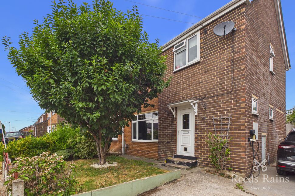Main image of 3 bedroom Semi Detached House for sale, Langdale Road, Woodlesford, West Yorkshire, LS26
