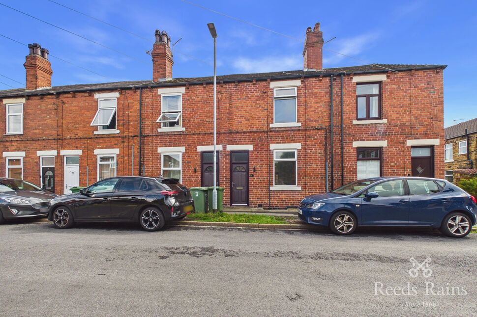 Main image of 2 bedroom Mid Terrace House to rent, Oakwood Drive, Rothwell, West Yorkshire, LS26
