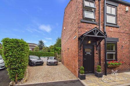 Oakdene, 2 bedroom End Terrace House for sale, &pound;299,995