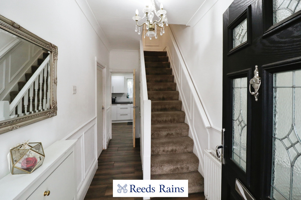 Main image of 4 bedroom Mid Terrace House for sale, Torrington Road, Dagenham, RM8