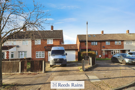Tuck Road, 2 bedroom Semi Detached House for sale, £450,000