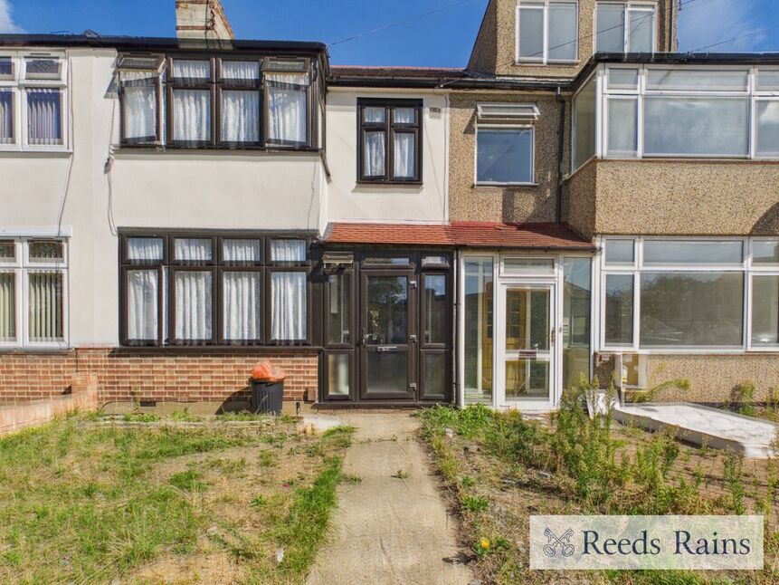 Main image of 3 bedroom Mid Terrace House for sale, Tennyson Way, Hornchurch, RM12