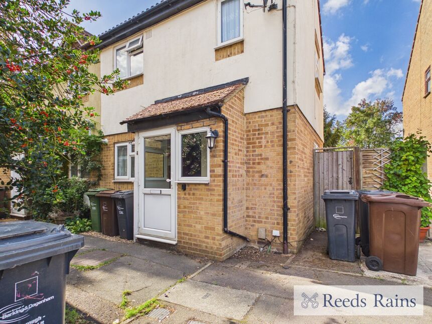 1 bedroom Semi Detached House to rent