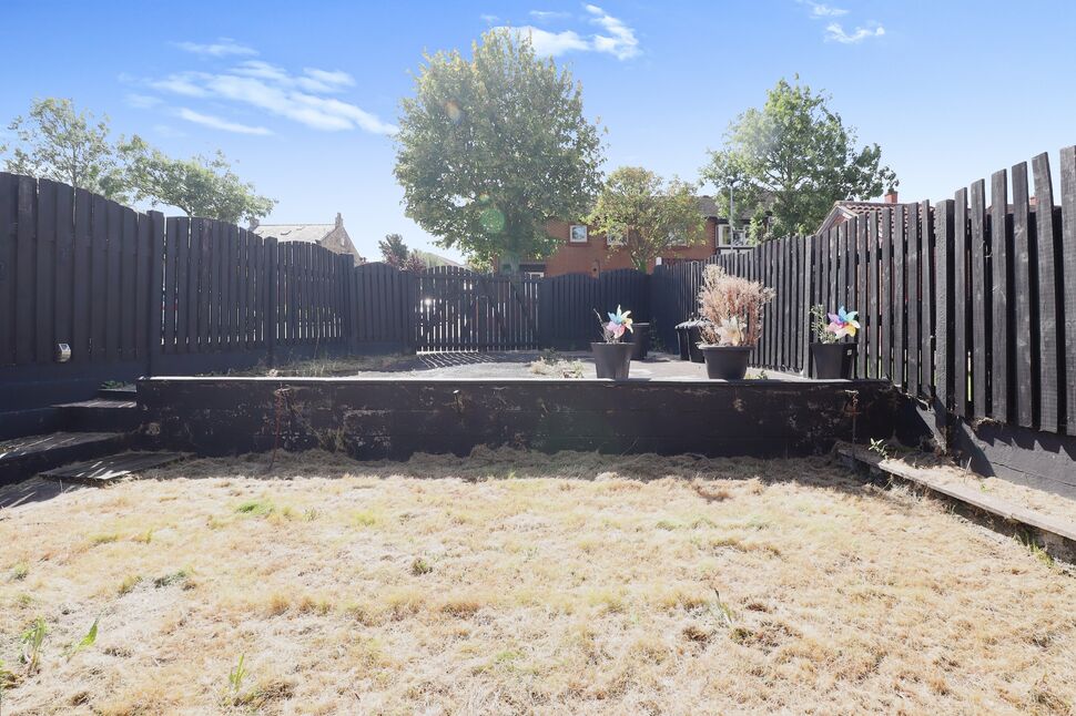 2 bedroom End Terrace House for sale, Coach Road, Rotherham, S61 £125,000