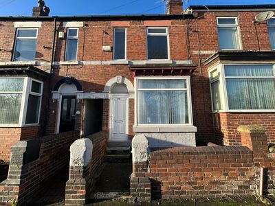 2 bedroom Mid Terrace House to rent