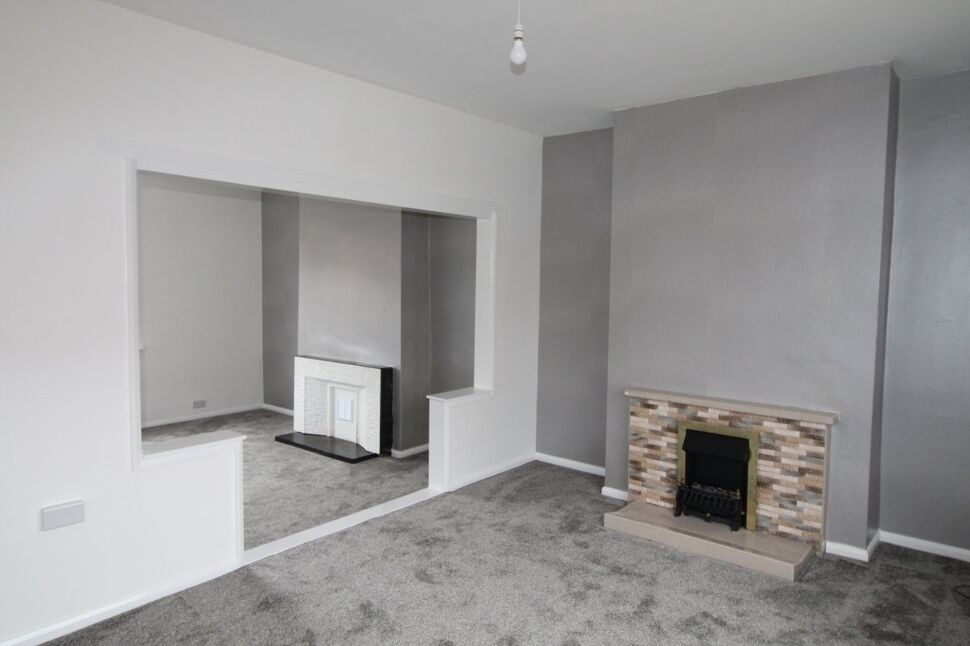 3 bedroom Mid Terrace House to rent, King Avenue, Maltby, S66 £600 pcm