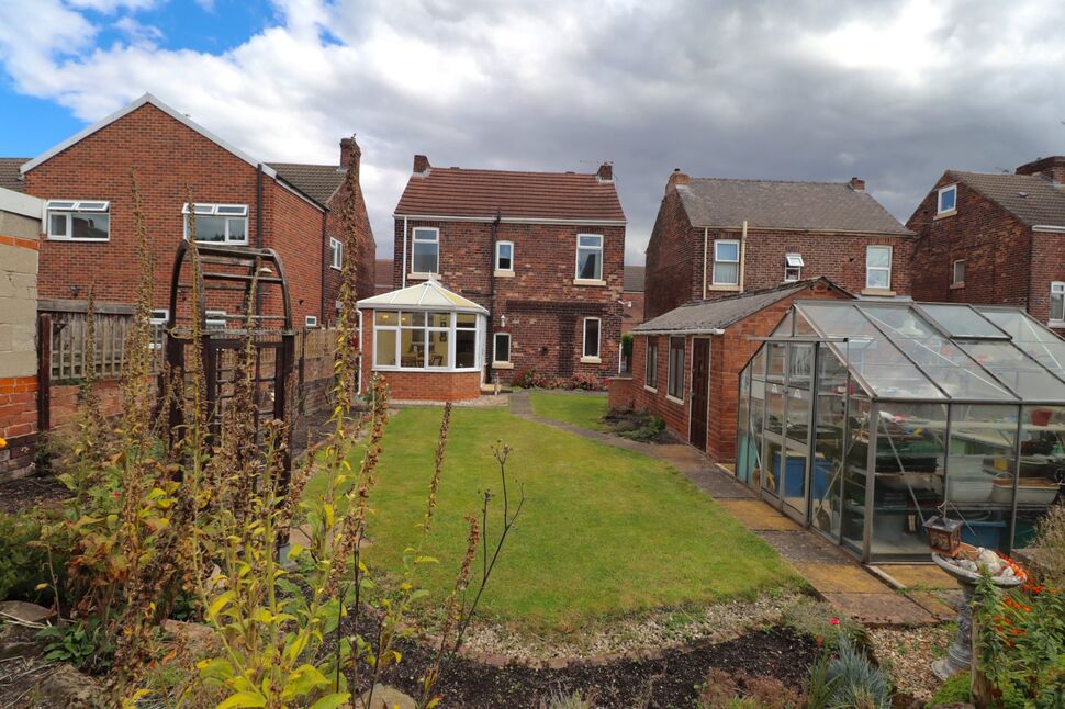 3 bedroom Detached House for sale, Oxford Street, Rotherham, S65 £170,000