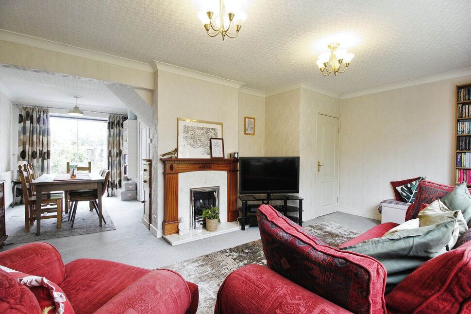 3 bedroom Semi Detached House for sale, Newman Road, Rotherham, S60 £