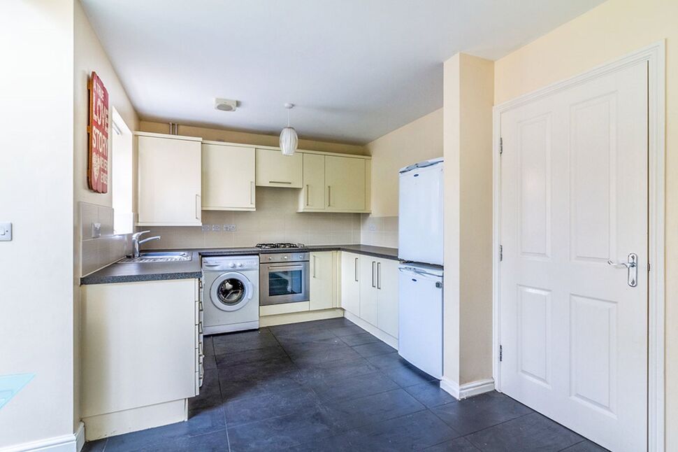 4 bedroom Mid Terrace House for sale, Wharf Road, Kilnhurst, S64 £195,000