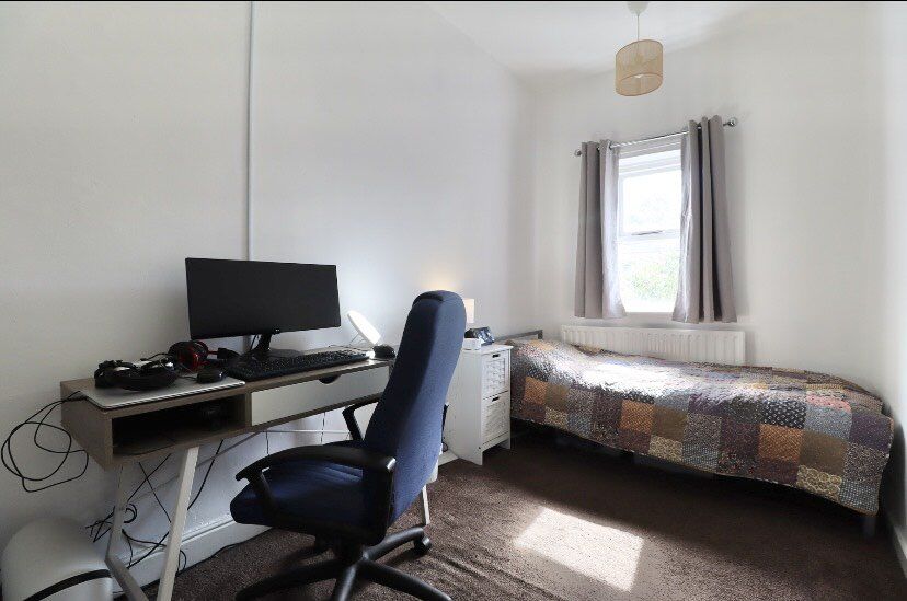 2 bedroom Mid Terrace House for sale, St. Stephens Road, Rotherham, S65