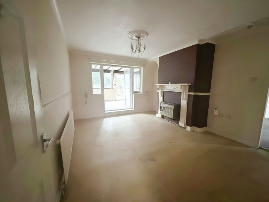 2 bedroom Mid Terrace House for sale, Moor Road, Rotherham, S65 £90,000