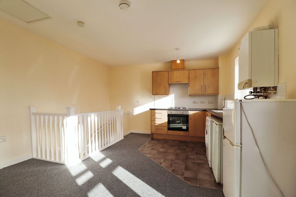 Kitchen / Lounge