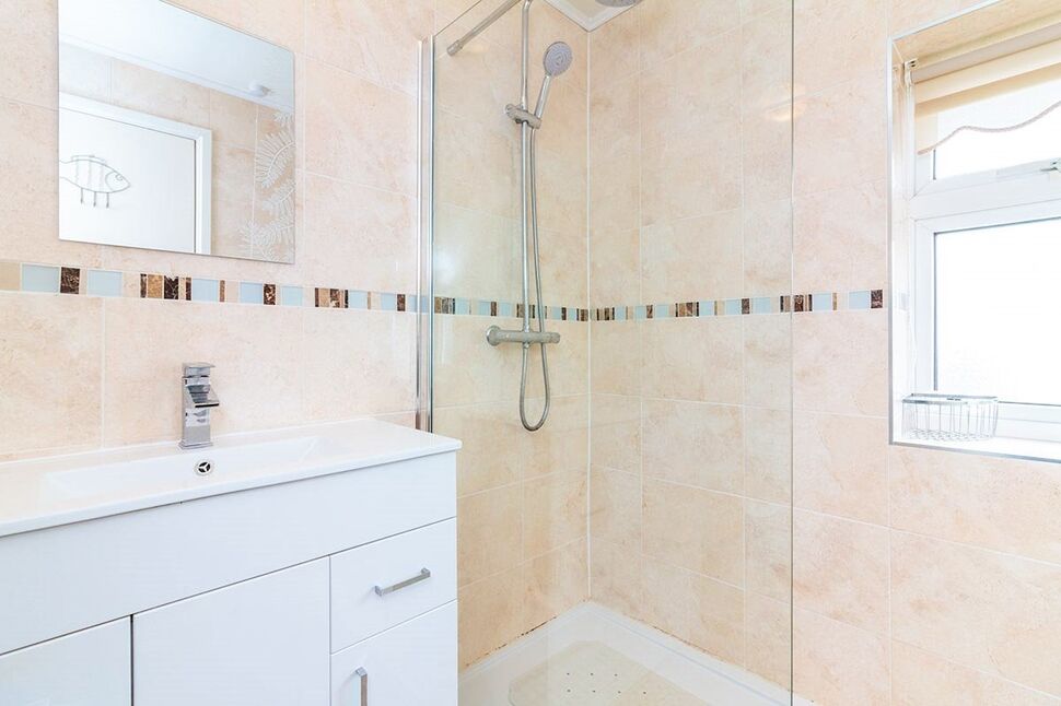 3 bedroom End Terrace House for sale, Broom Valley Road, Rotherham, S60