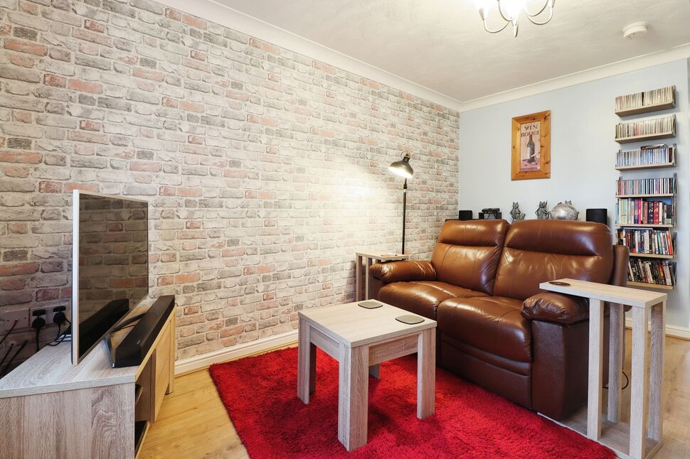 2 bedroom Semi Detached House for sale, Swallow Crescent, Rawmarsh, S62