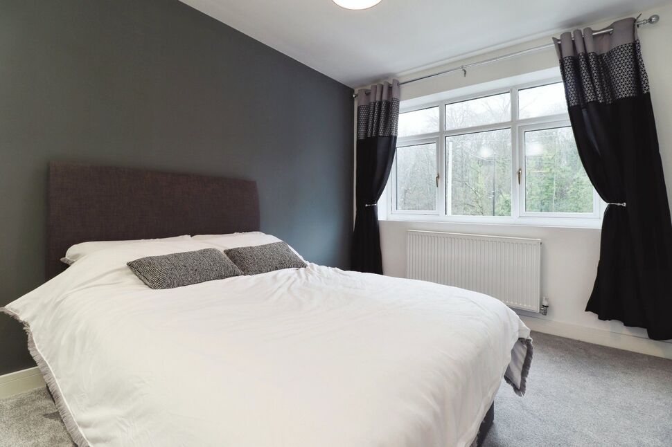 3 bedroom Semi Detached House for sale, Oaks Lane, Rotherham, S61 £