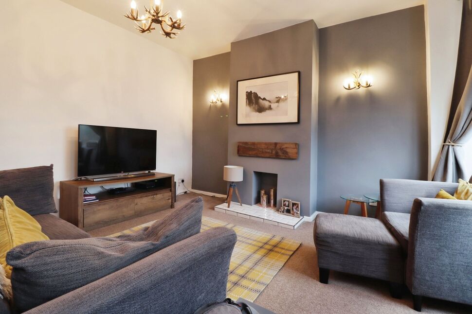 3 bedroom Mid Terrace House for sale, Doncaster Road, WathuponDearne