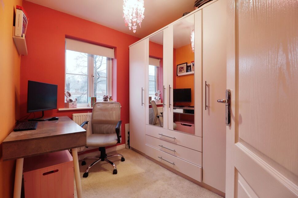 4 bedroom End Terrace House for sale, Woodlands Chase, Rotherham, S61