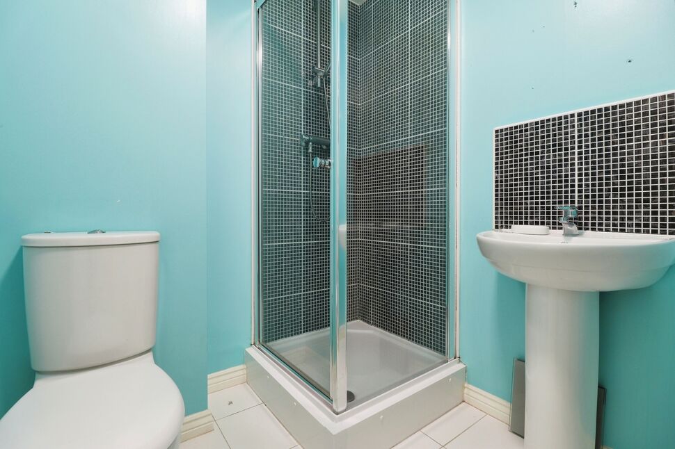 4 bedroom End Terrace House for sale, Woodlands Chase, Rotherham, S61