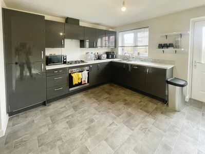2 bedroom Semi Detached House to rent