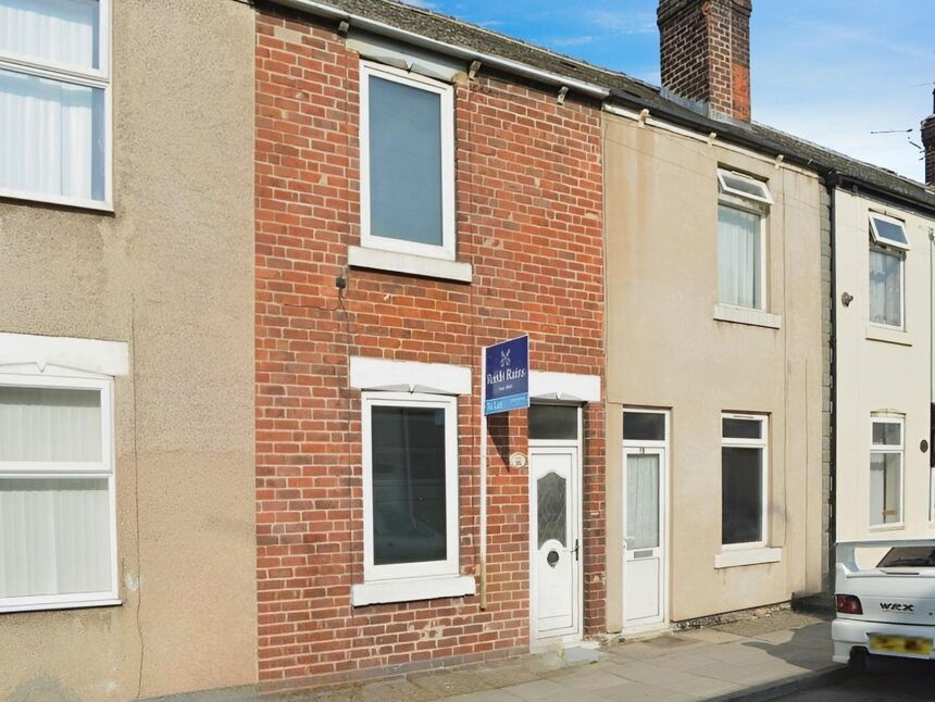 Main image of 2 bedroom Mid Terrace House to rent, St. Johns Avenue, Rotherham, South Yorkshire, S60