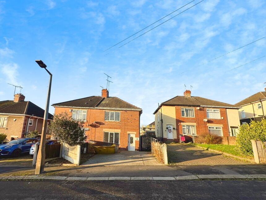 Main image of 3 bedroom Semi Detached House to rent, Heatons Bank, Rawmarsh, South Yorkshire, S62