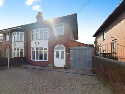 3 bedroom Semi Detached House to rent