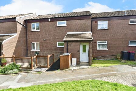 Furnival Way, 2 bedroom  Flat for sale, £75,000