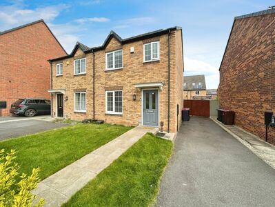 3 bedroom Semi Detached House for sale