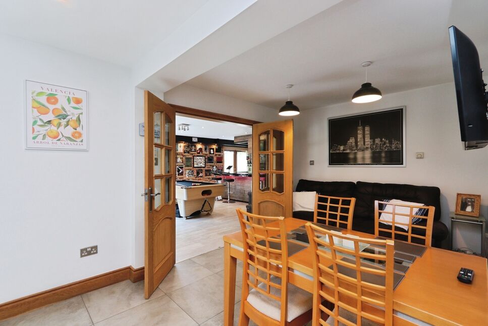 Kitchen / Diner