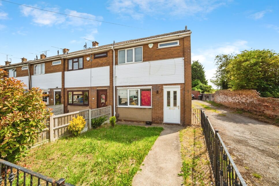 Main image of 3 bedroom End Terrace House for sale, Avenue Road, Wath-upon-Dearne, South Yorkshire, S63
