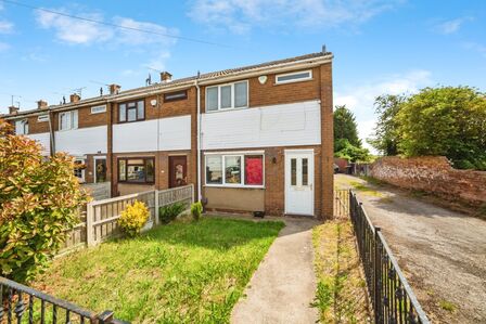 3 bedroom End Terrace House for sale