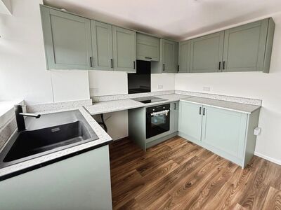 Primrose Avenue, 3 bedroom Semi Detached House to rent, £1,050 pcm