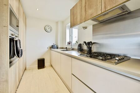 2 bedroom  Flat for sale