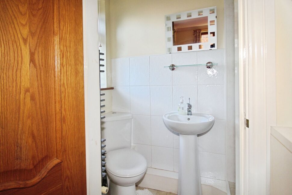 En-Suite Bathroom