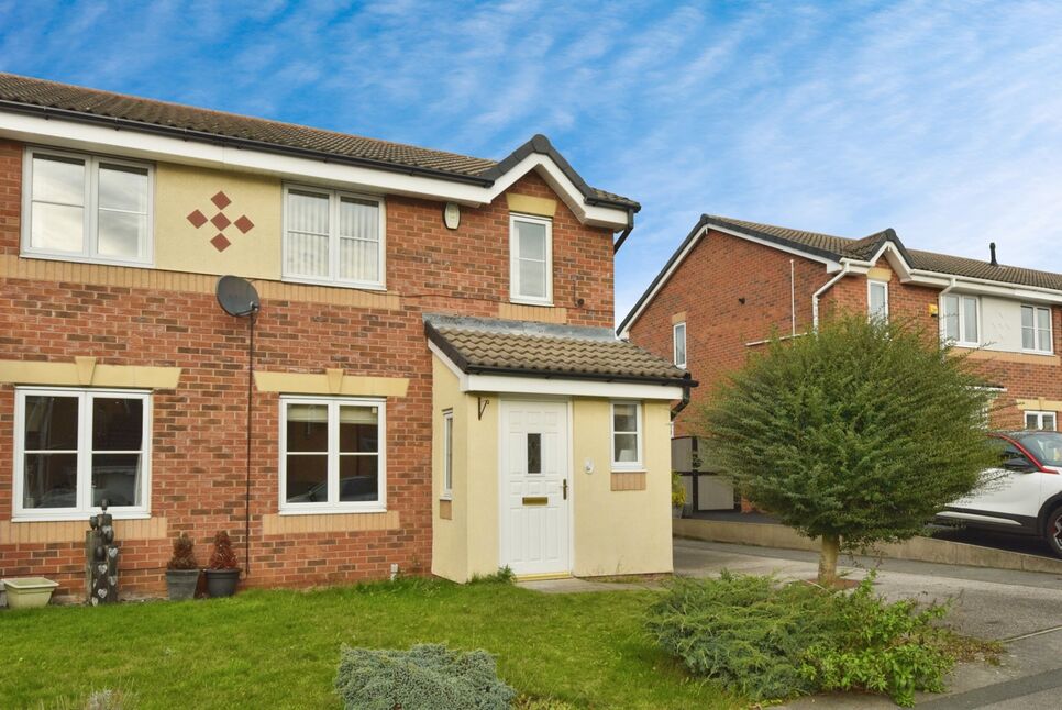 Main image of 3 bedroom Semi Detached House for sale, Gileswood Crescent, Brampton Bierlow, South Yorkshire, S63