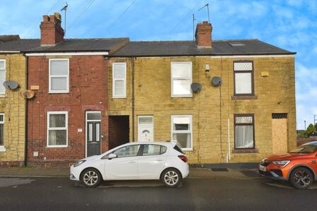 Wadsworth Road, 2 bedroom Mid Terrace House for sale, £140,000