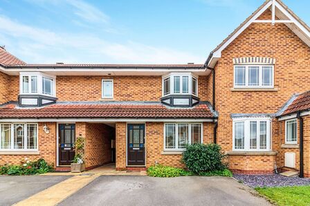 2 bedroom Mid Terrace House to rent