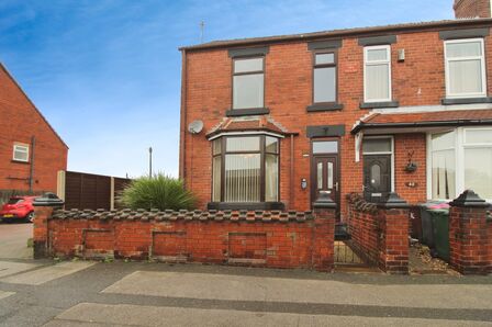 3 bedroom Semi Detached House to rent