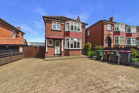 Herringthorpe Valley Road, 3 bedroom Detached House for sale, &pound;325,000