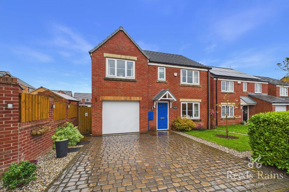 Main image of 5 bedroom Detached House for sale, Bluebell Lane, Thurcroft, South Yorkshire, S66