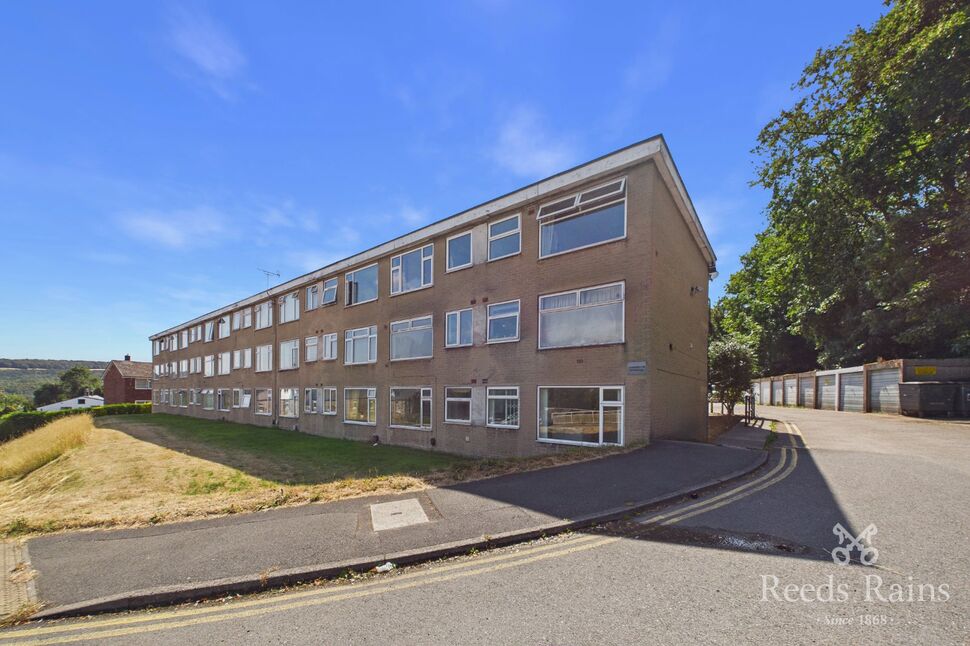 2 bedroom Flat to rent